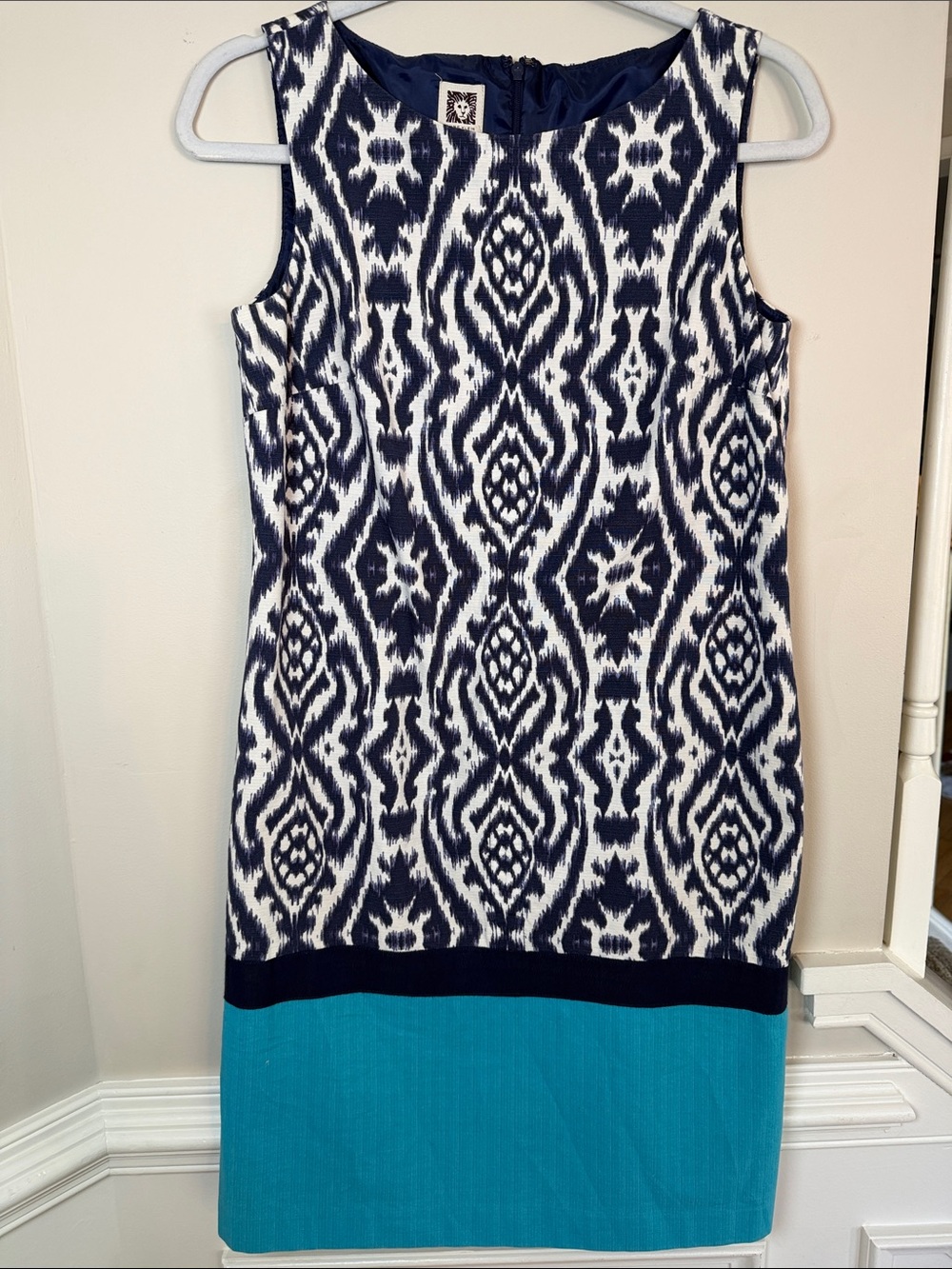 Anne Klein Navy and White Patterned Sleeveless Midi Dress with Teal Hem. Size 4
